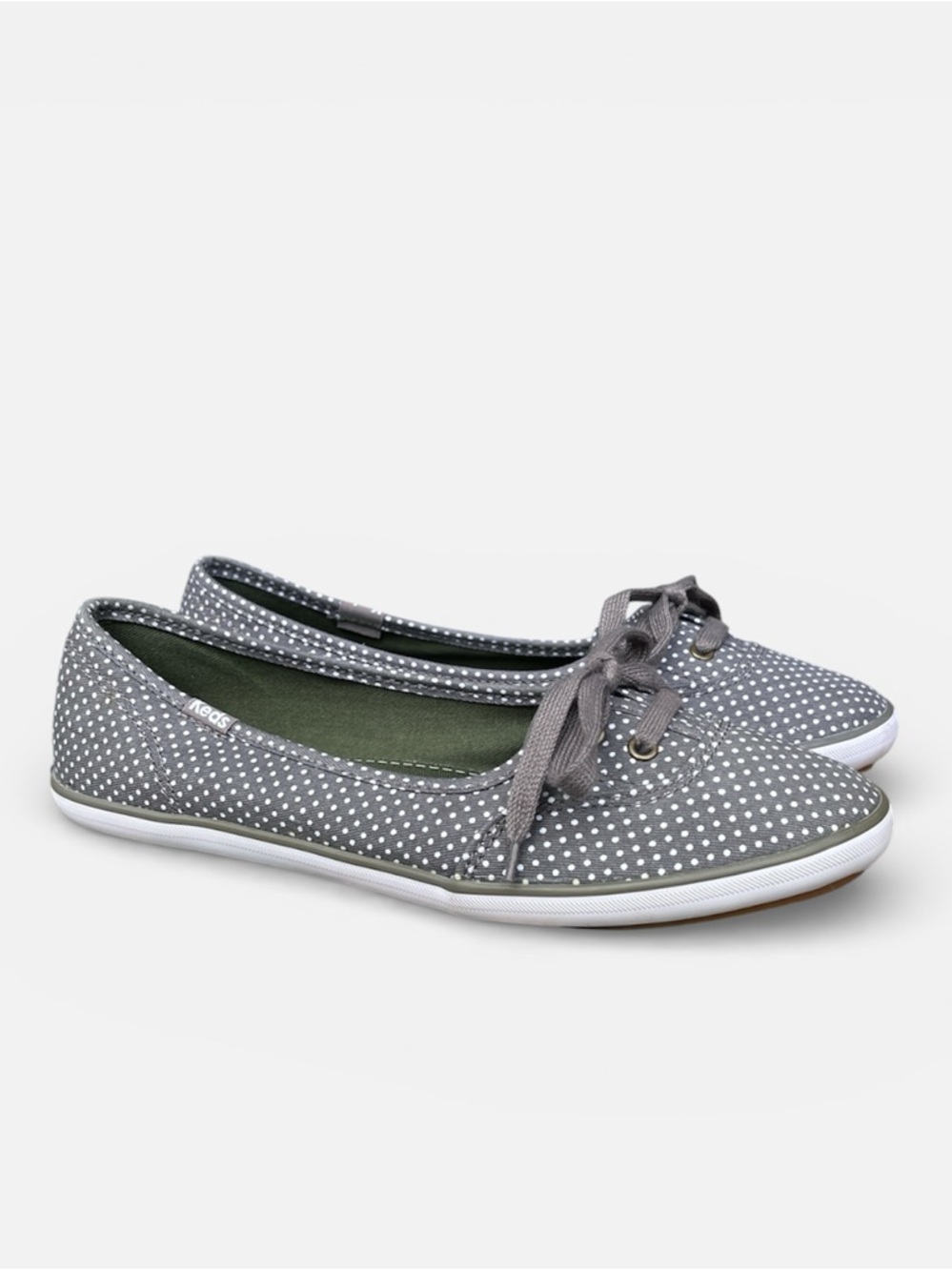 Keds Teacup Micro Dot Lace-up Sneaker in Gray/Olive Size 6 1/2
